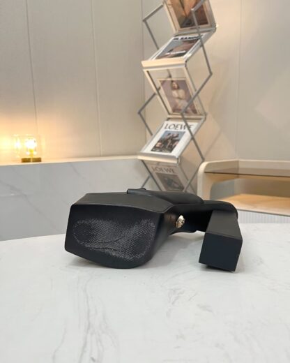 VERSACE SQUARE TOE CHIC HIGH HEELS - Image 6