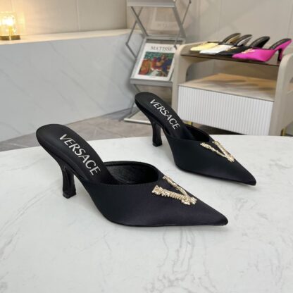 VERSACE exquisite luxurious large V buckle pointed toe fashionable high heels - Image 6