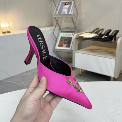 VERSACE exquisite luxurious large V buckle pointed toe fashionable high heels - Image 6