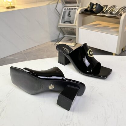 VERSACE shiny patent leather new square toe block heel sandals high heels - Image 6