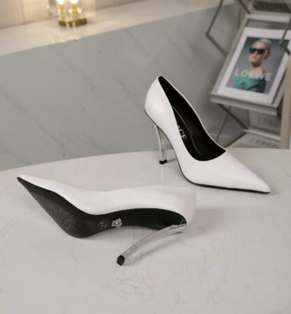 VERSACE new pointed leather high heels - Image 6