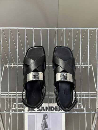 Hermès Spring and Summer Classic Square Toe Black Versatile Comfort Sandals - Image 6