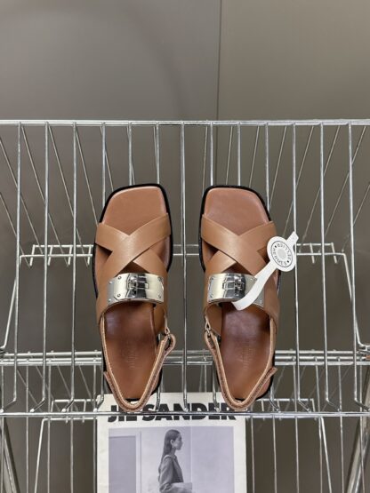 Hermès Spring and Summer Classic Square Toe Brown Versatile Comfort Sandals - Image 6
