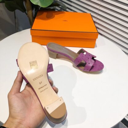 Hermès summer versatile purple crocodile pattern thick heel sandals - Image 3