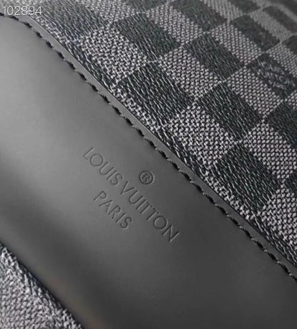 Louis Vuitton Avenue Shoulder Bag - Image 6