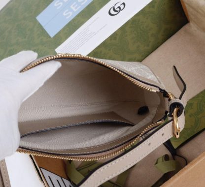 Gucci small handbag - Image 6