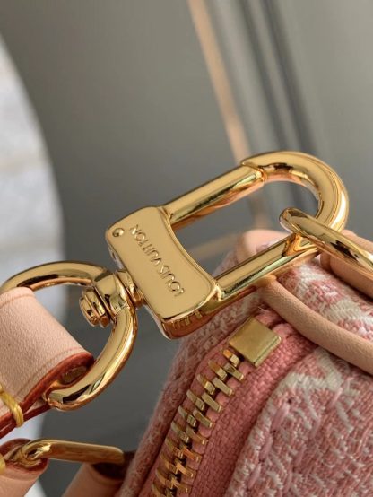 Louis Vuitton NANO SPEEDY Handbag - Image 6