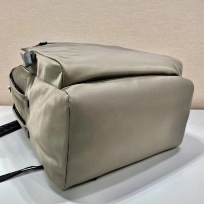 Prada simple backpack - Image 6