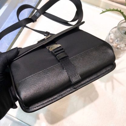 Prada new men's mobile phone bag - Image 6