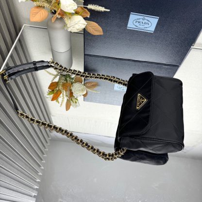 Prada Second-hand Small Shoulder Bag - Image 6