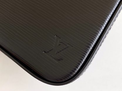 Louis Vuitton easy pouch on strap underarm bag - Image 6