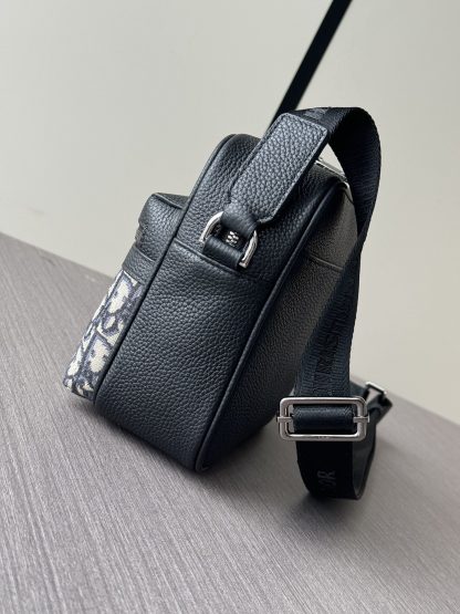 Dior Crossbody Rider 2.0 Zip Messenger Bag - Image 6