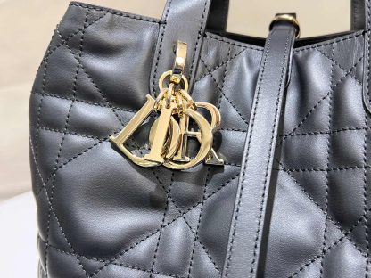 Dior Toujours Vertical Handbag - Image 6