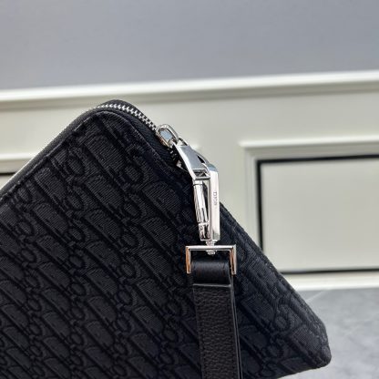 Dior Oblique Clutch - Image 6