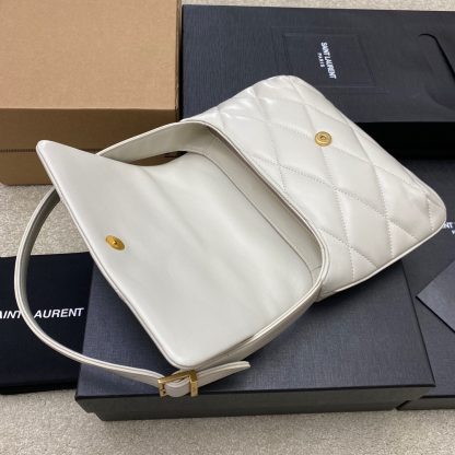 Ysl Beige Diamond Underarm Bag - Image 6