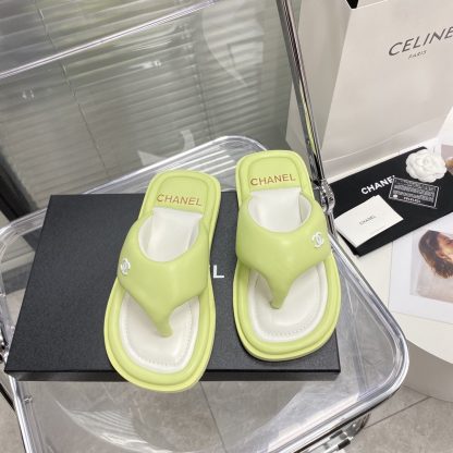 Chanel summer macaron light green new bread cute beach flip flops bottom thickness: 2cm
