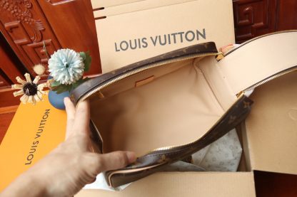 Louis Vuitton Monogram Cosmetic Bag Toiletry Bag Series - Image 6