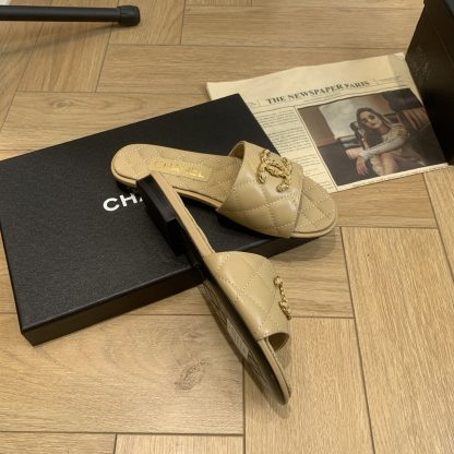 Chanel's new apricot-colored versatile slimming slippers - Image 6