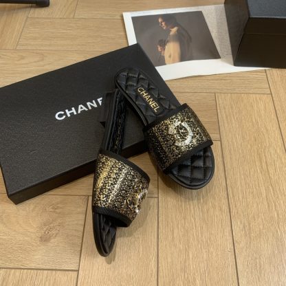 Chanel Spring and Summer Black and Gold New Double Chen Flat Slippers - Image 6