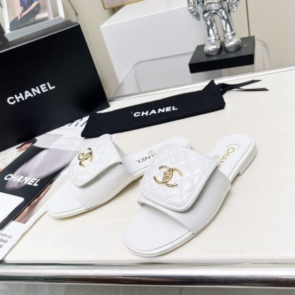 Chanel Early Spring White Full Retro Slippers - Image 6
