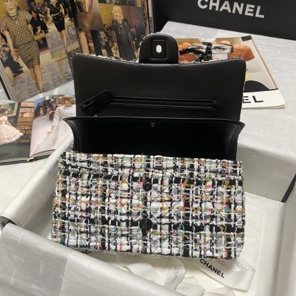Chanel CF woolen chain bag - Image 6
