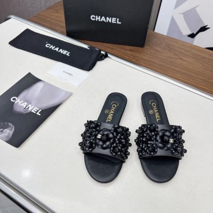 Chanel Spring/Summer Black Delicate Shoes and Custom Flower Sandals Heel Height 1.5cm - Image 6