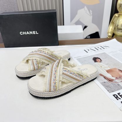 Chanel Early Spring White and Gold Series Small Round Toe Hot Brick Slippers - Image 6