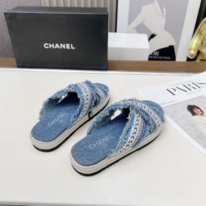 Chanel Early Spring Blue and White Series Small Round Toe Hot Brick Slippers - Image 6