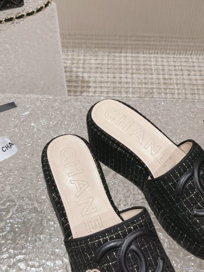 Chanel summer classic black double c design stylish and comfortable slippers front 3cm back 7cm - Image 6