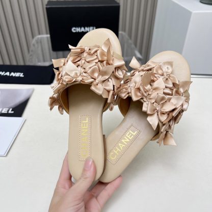 Chanel Spring/Summer Dancing Shoes Series Beige Apricot Slim Retro Feeling Custom Flower Slippers Heel Height 1.5cm - Image 6