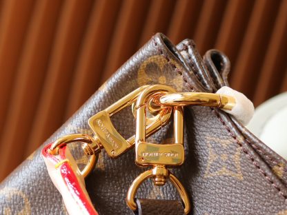 Louis Vuitton old fashioned Métis handbag - Image 6