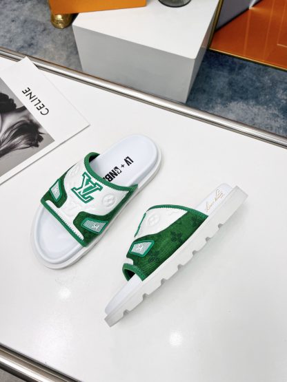 Louis Vuitton luxury men and women couple slippers - Image 6