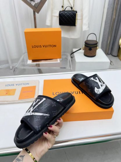 Louis Vuitton luxury trainer sandals - Image 6