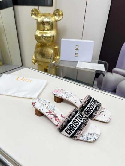 Dior hot-selling true silk satin high-heeled sandals - Image 6
