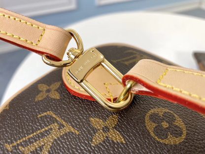 Louis Vuitton cosmetic bag large size - Image 6