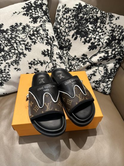 Louis Vuitton New Zipper Slippers - Image 6