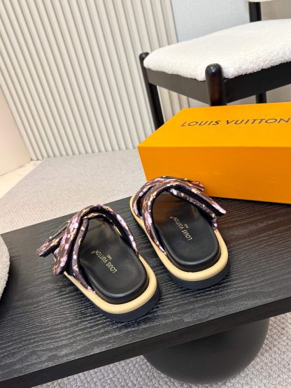 Louis Vuitton classic old pattern slippers - Image 6