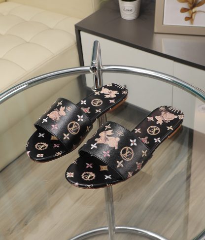 Louis Vuitton low-top flip flops - Image 7