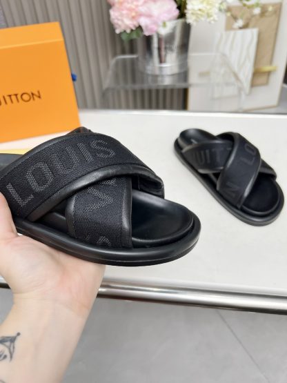 Louis Vuitton Spring and Summer New Slippers - Image 7