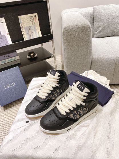 Dior high-top classic casual popular sneakers - Image 7