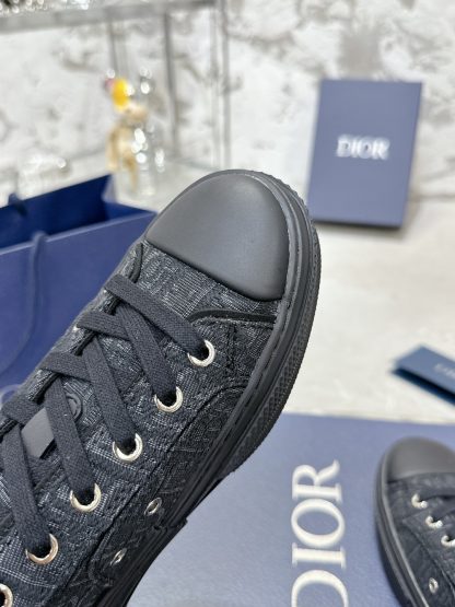 Dior Classic Couple's Low-Top Sneakers - Image 7