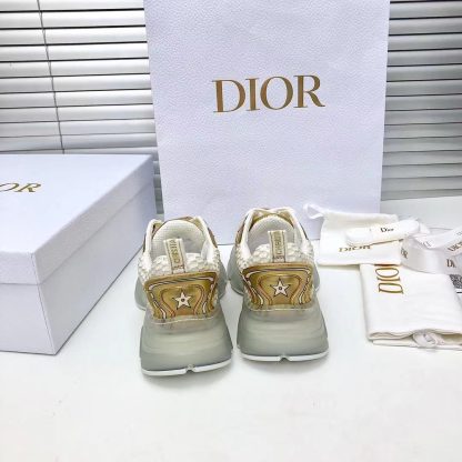 Dior modern and stylish Vibe sneakers - Image 7