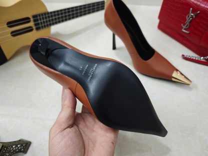 YSL high heels with YSL logo, elegant and stylish high heels. - Image 7