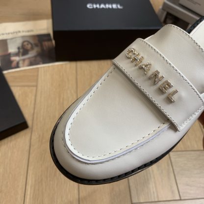 Chanel spring and summer new white brick buckle letter advanced and durable lazy half slippers - Image 7