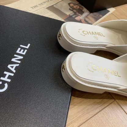 Chanel Early Spring White Classic Perfect Match Flash Brick Daily Sandals - Image 7