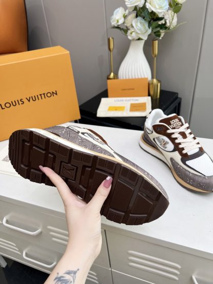 Louis Vuitton breathable diamond mesh sneakers - Image 7
