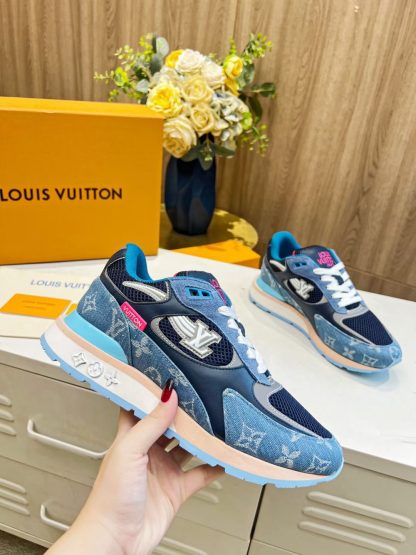 Louis Vuitton breathable diamond mesh sneakers - Image 8