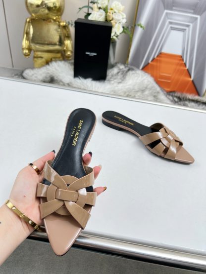 Ysl Fashion Patent Leather Elegant Slippers - Image 7