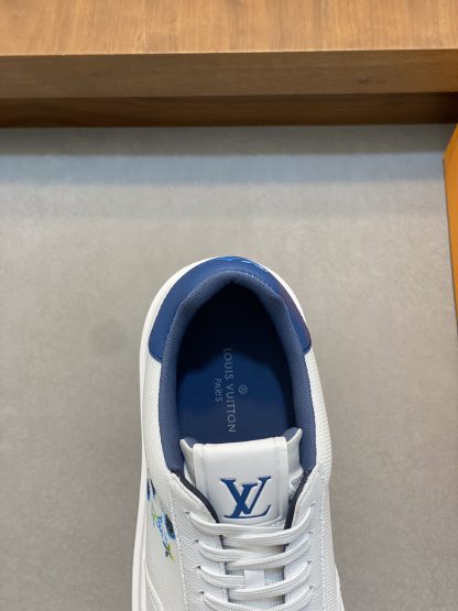 Louis Vuitton Men's Classic Casual Sneakers - Image 7