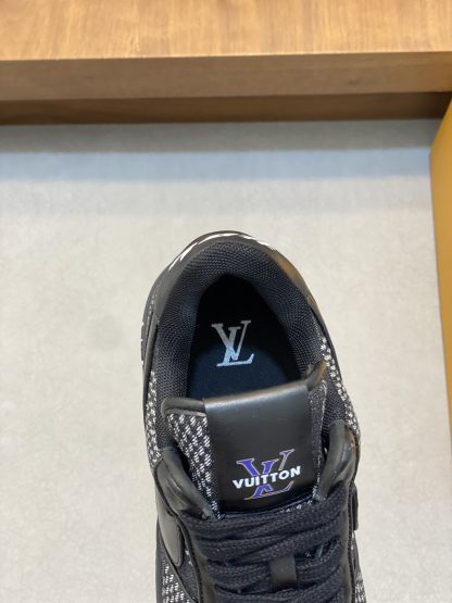 Louis Vuitton co-branded casual sneakers - Image 7